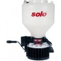 Solo 421 PRO Manual Crank Feed, Grass, Seed & Salt Drop Spreader 9kg